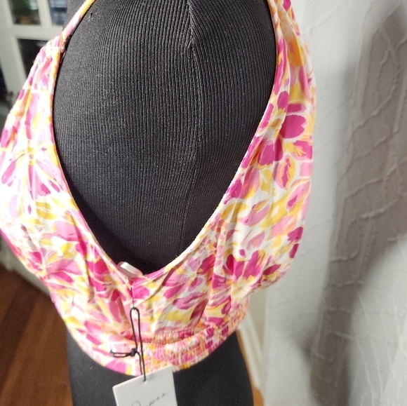 NWT Japna Feminine Floral Crop Top‎ Size S - Picture 3 of 5